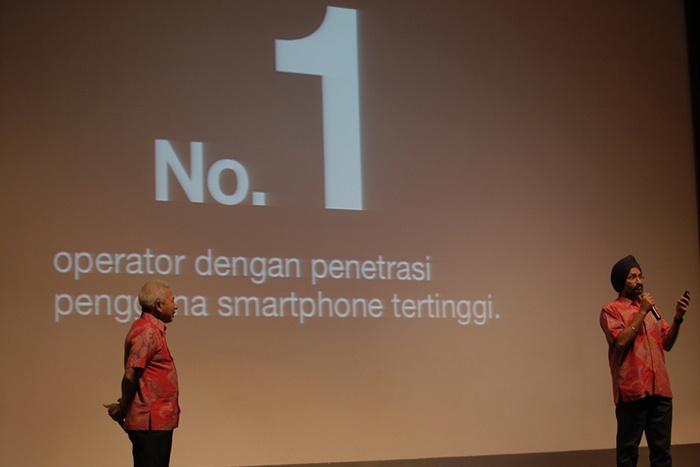 Photo of Tahun ke 9 PT Hutchison 3 Indonesia menjadi No 1 dalam Penetrasi Pengguna Smartphone