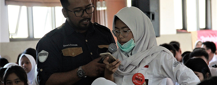 Photo of Indosat Ooredoo Ajak Generasi Muda Bijak Gunakan Media Sosial dengan perbedaan pendapat dengan cara yang santun